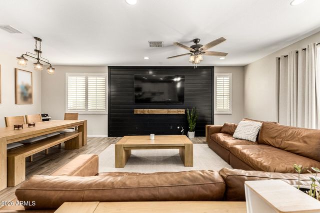 17355 W LARKSPUR Drive, Surprise, AZ 85388