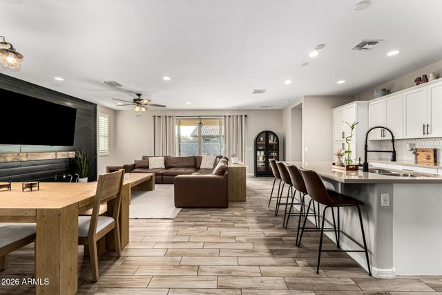 17355 W LARKSPUR Drive, Surprise, AZ 85388