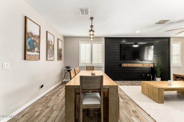 17355 W LARKSPUR Drive, Surprise, AZ 85388