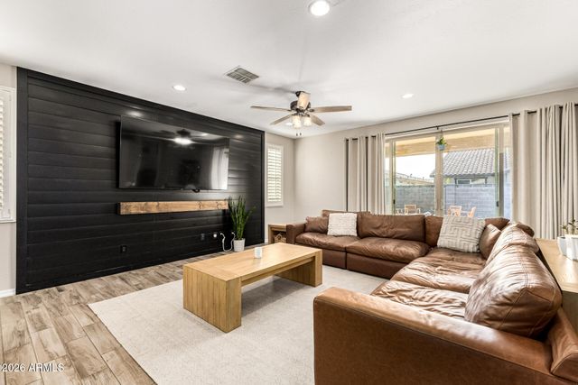 17355 W LARKSPUR Drive, Surprise, AZ 85388