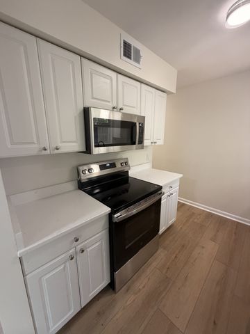4000 Anderson Rd Apt 56, Nashville, TN 37217