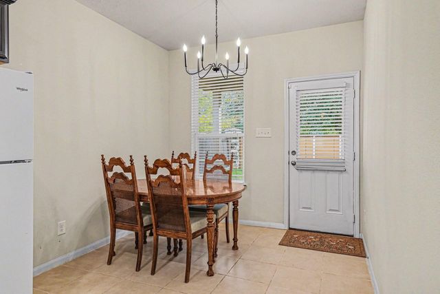 12027 Rockridge Falls Drive, Tomball, TX 77375