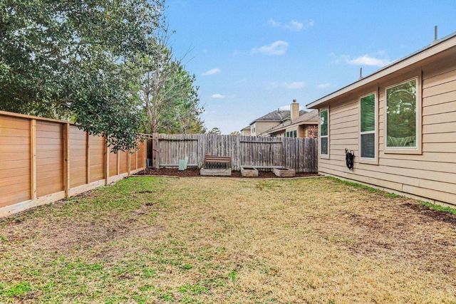 12027 Rockridge Falls Drive, Tomball, TX 77375