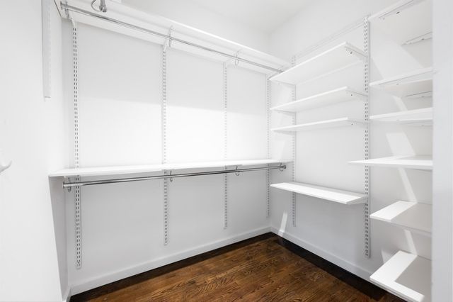 687 E 2nd St 8, Boston, MA 02127