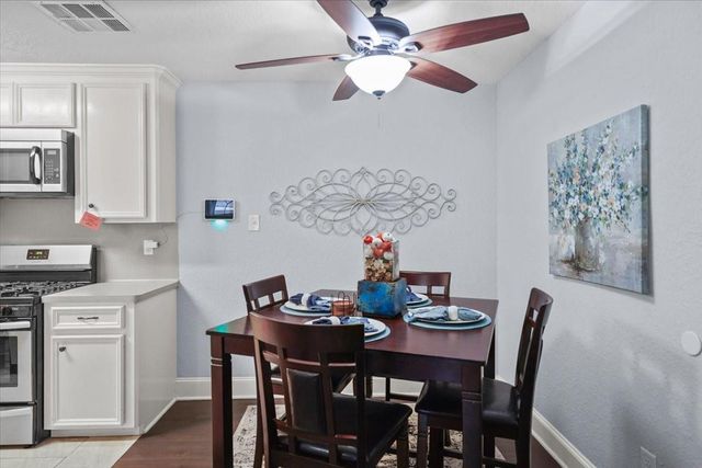 1414 Cypress Cove Street, La Porte, TX 77571