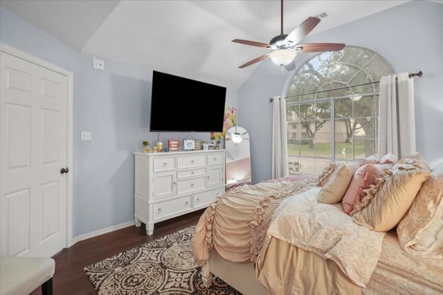 1414 Cypress Cove Street, La Porte, TX 77571