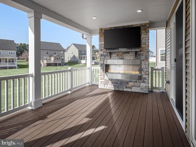 1303 LEELAND KNOLL PKWY, Upper Marlboro, MD 20774