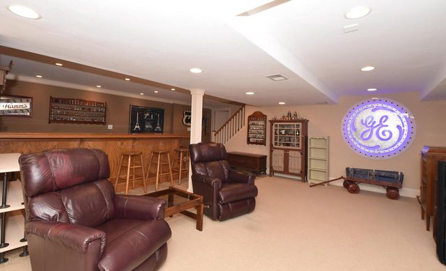 762 N Forest Ridge COURT, Summit, WI 53066