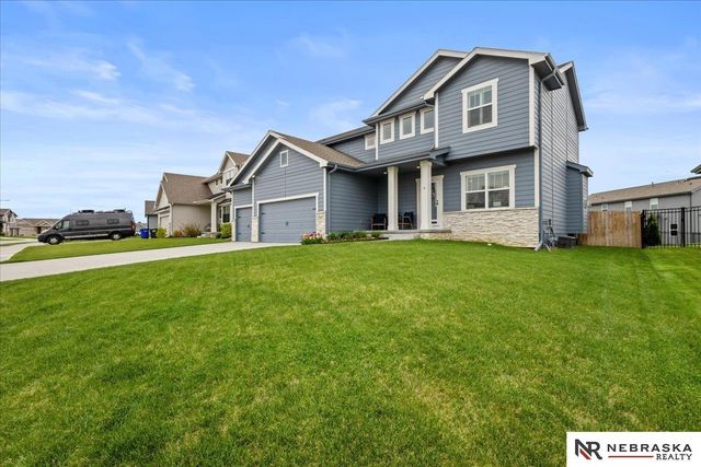 5307 Helwig Avenue, Papillion, NE 68133