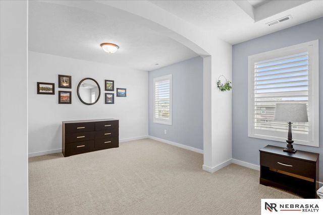 5307 Helwig Avenue, Papillion, NE 68133