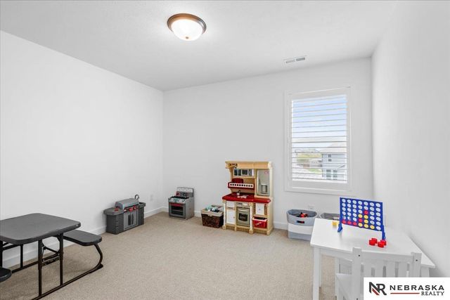 5307 Helwig Avenue, Papillion, NE 68133
