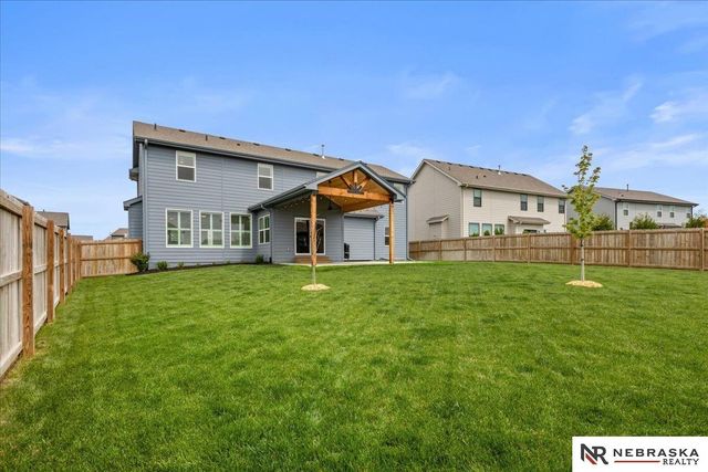 5307 Helwig Avenue, Papillion, NE 68133