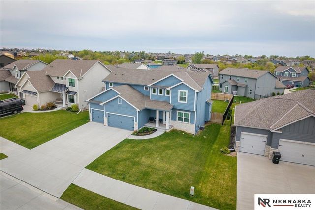 5307 Helwig Avenue, Papillion, NE 68133