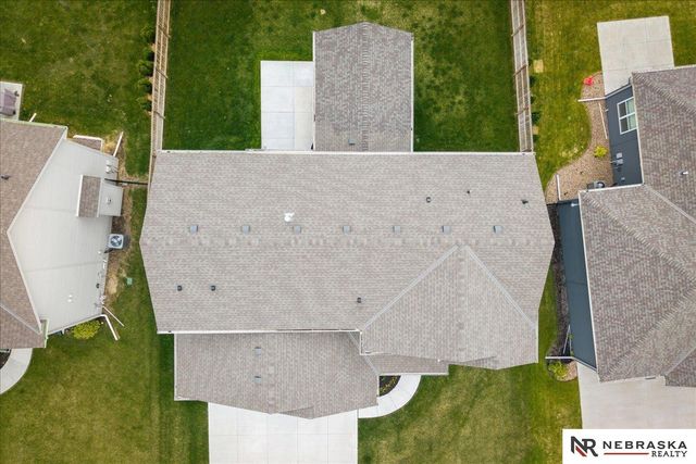 5307 Helwig Avenue, Papillion, NE 68133