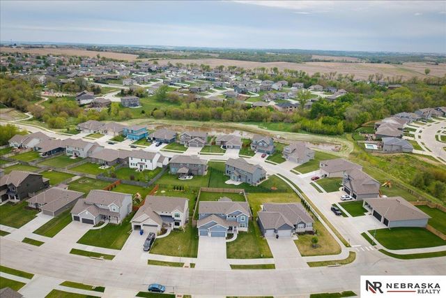 5307 Helwig Avenue, Papillion, NE 68133
