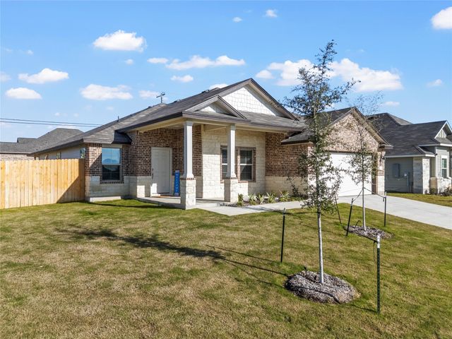 10761 Chesson Flats Drive, Waco, TX 76708