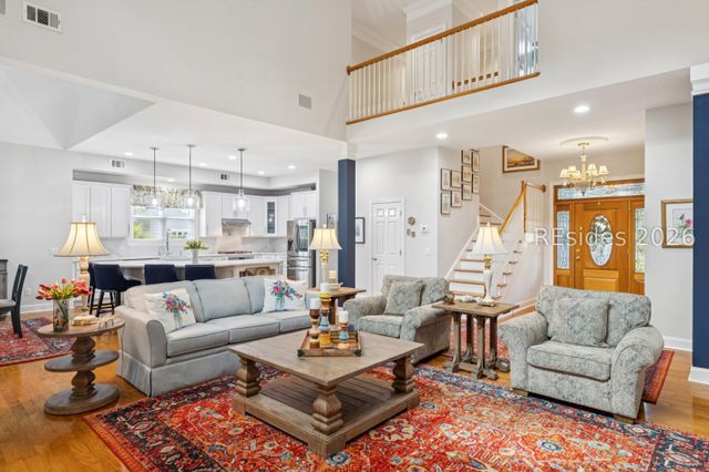 9 Summers Ln, Hilton Head Island, SC 29926