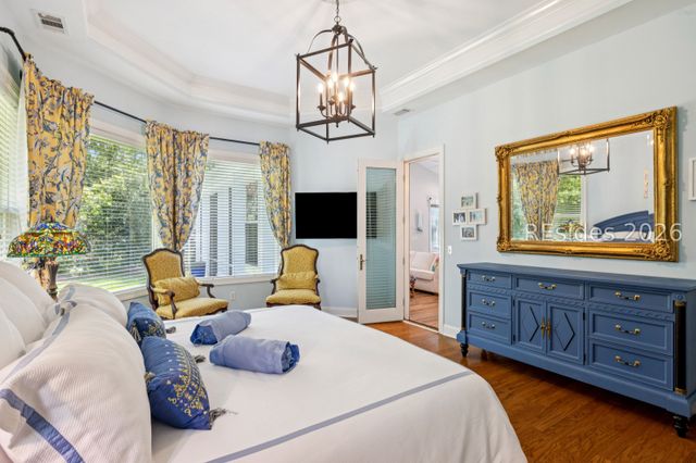 9 Summers Ln, Hilton Head Island, SC 29926