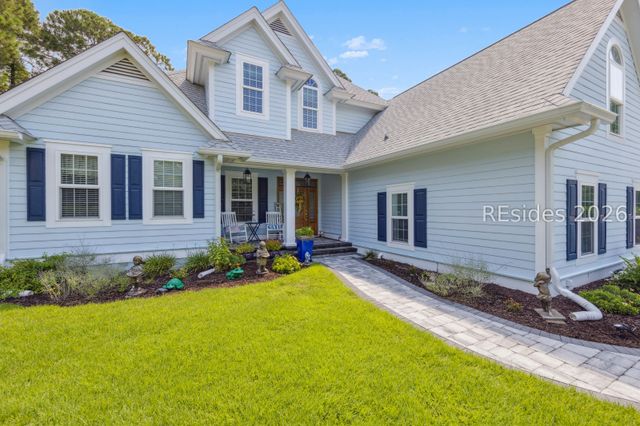 9 Summers Ln, Hilton Head Island, SC 29926