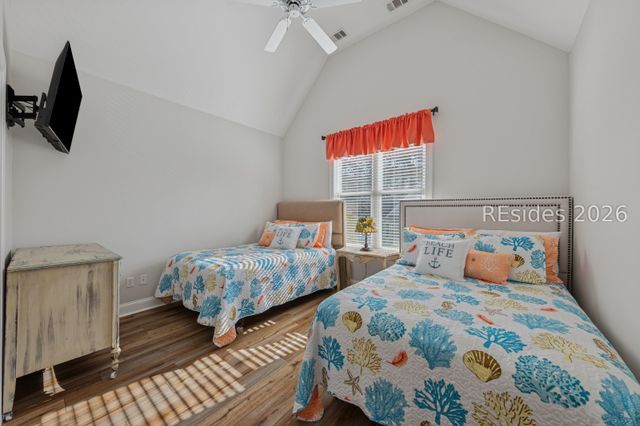 9 Summers Ln, Hilton Head Island, SC 29926