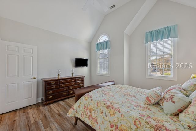 9 Summers Ln, Hilton Head Island, SC 29926