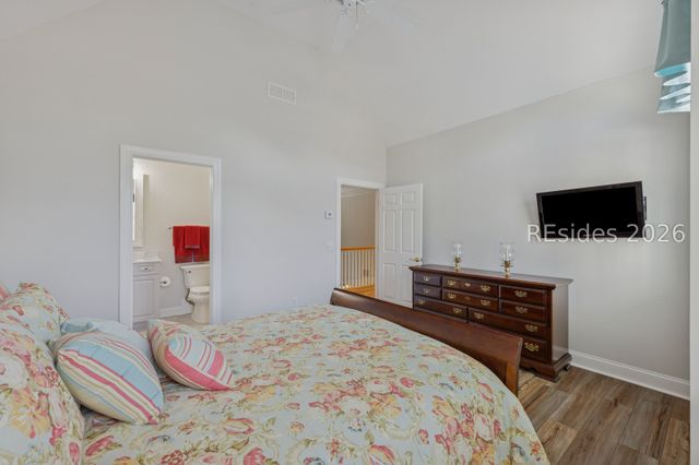 9 Summers Ln, Hilton Head Island, SC 29926