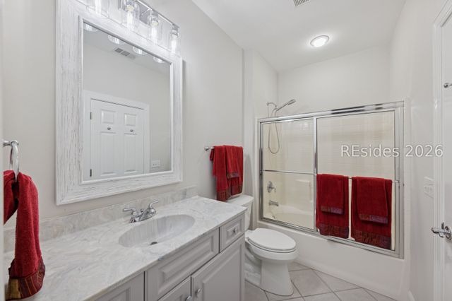 9 Summers Ln, Hilton Head Island, SC 29926