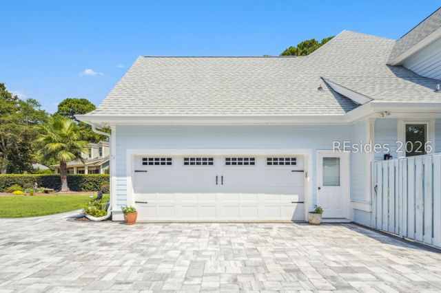 9 Summers Ln, Hilton Head Island, SC 29926