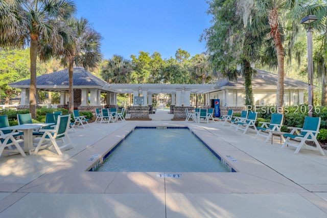 9 Summers Ln, Hilton Head Island, SC 29926