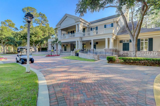 9 Summers Ln, Hilton Head Island, SC 29926