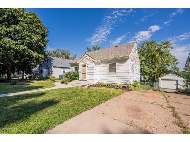 525 Bergen Avenue, Eau Claire, WI 54703