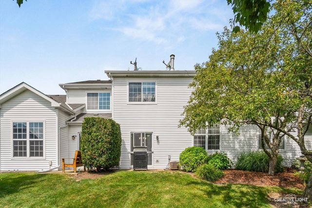 343 Capitol Drive B, Sugar Grove, IL 60554