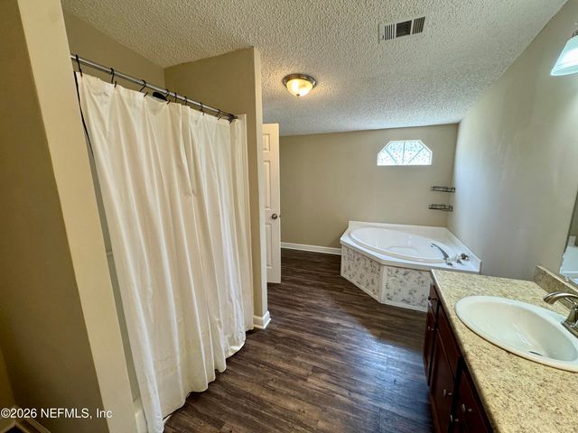 4579 JOHNS CEMETERY Road, Middleburg, FL 32068