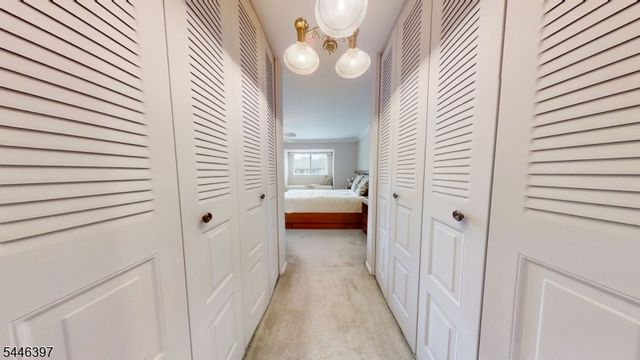 81 Chelsea Way, Bridgewater Twp., NJ 08807
