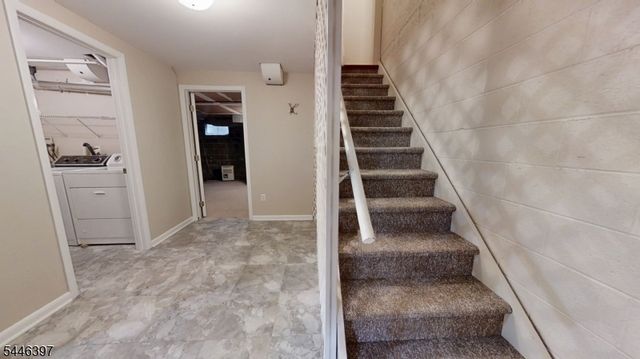 81 Chelsea Way, Bridgewater Twp., NJ 08807
