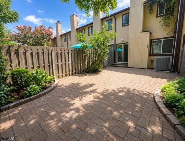 81 Chelsea Way, Bridgewater Twp., NJ 08807