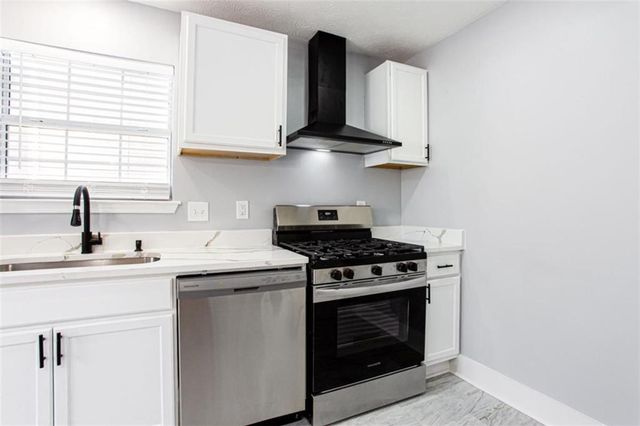 5440 Mayfair Crossing Drive, Lithonia, GA 30038