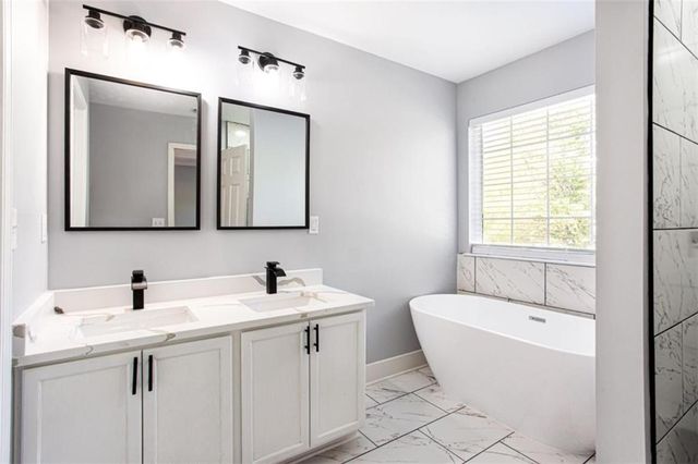 5440 Mayfair Crossing Drive, Lithonia, GA 30038