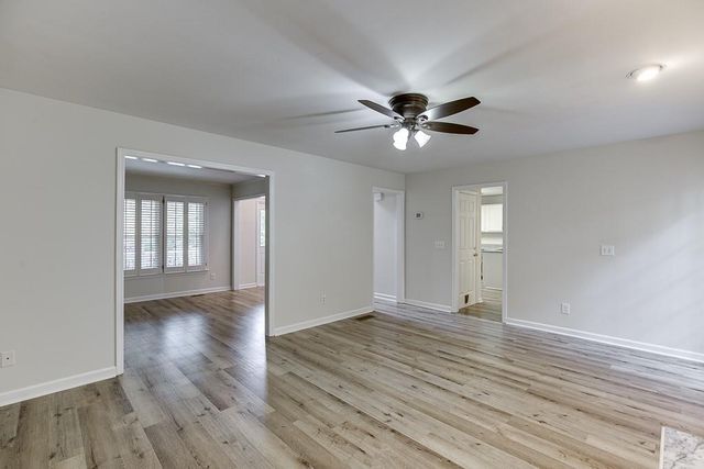 6655 Lake Run Drive, Flowery Branch, GA 30542