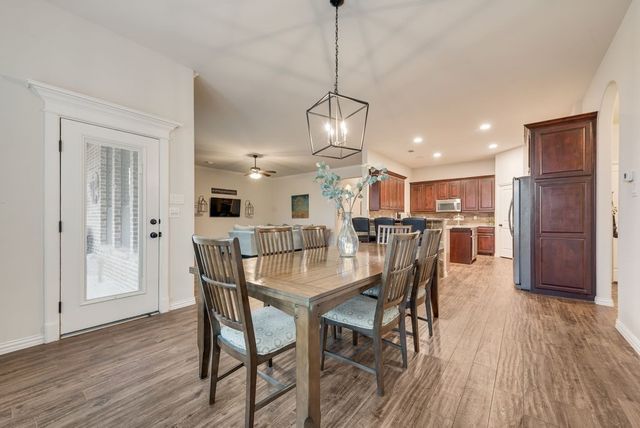 311 Covington Lane, Ovilla, TX 75154