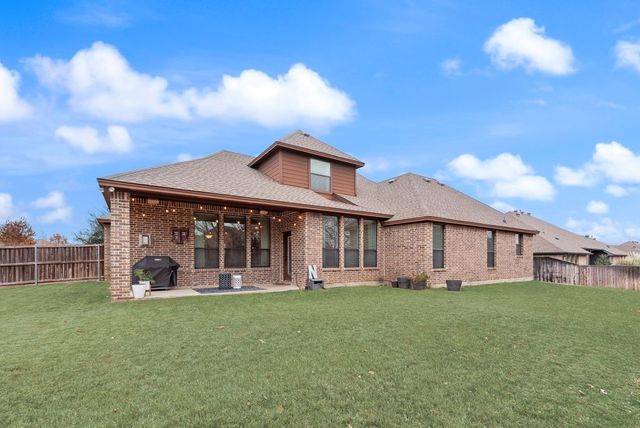 311 Covington Lane, Ovilla, TX 75154