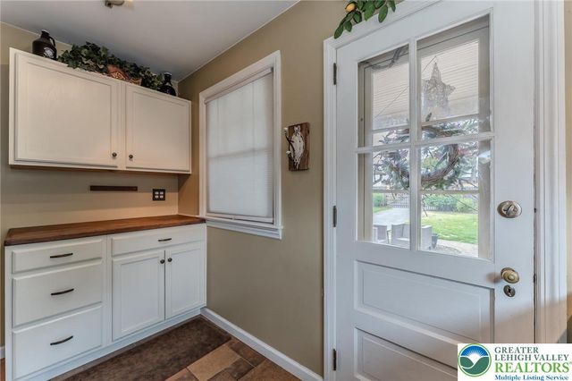 1918 Montgomery Street, Bethlehem City, PA 18017