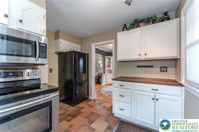 1918 Montgomery Street, Bethlehem City, PA 18017