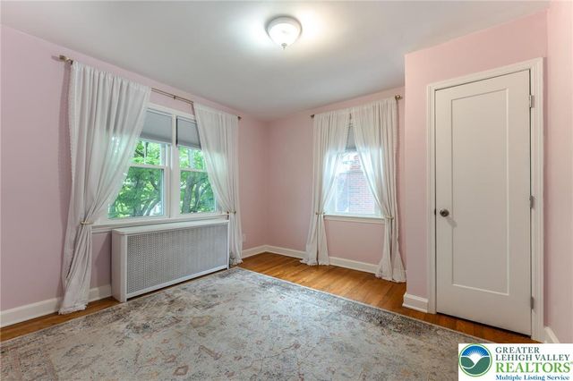 1918 Montgomery Street, Bethlehem City, PA 18017