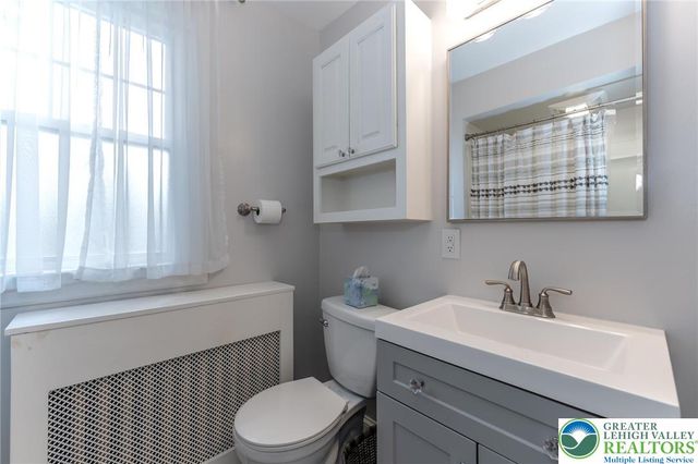 1918 Montgomery Street, Bethlehem City, PA 18017