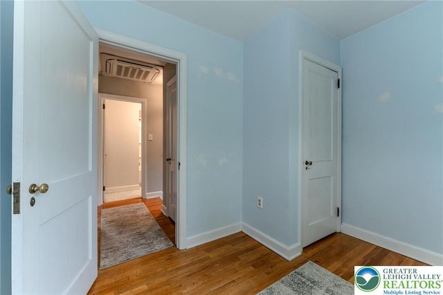 1918 Montgomery Street, Bethlehem City, PA 18017
