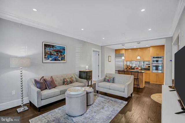 910 POWHATAN ST #104N, Alexandria, VA 22314