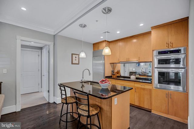 910 POWHATAN ST #104N, Alexandria, VA 22314