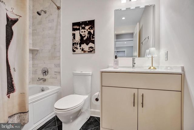 910 POWHATAN ST #104N, Alexandria, VA 22314