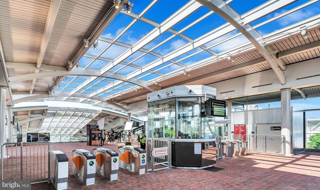 910 POWHATAN ST #104N, Alexandria, VA 22314